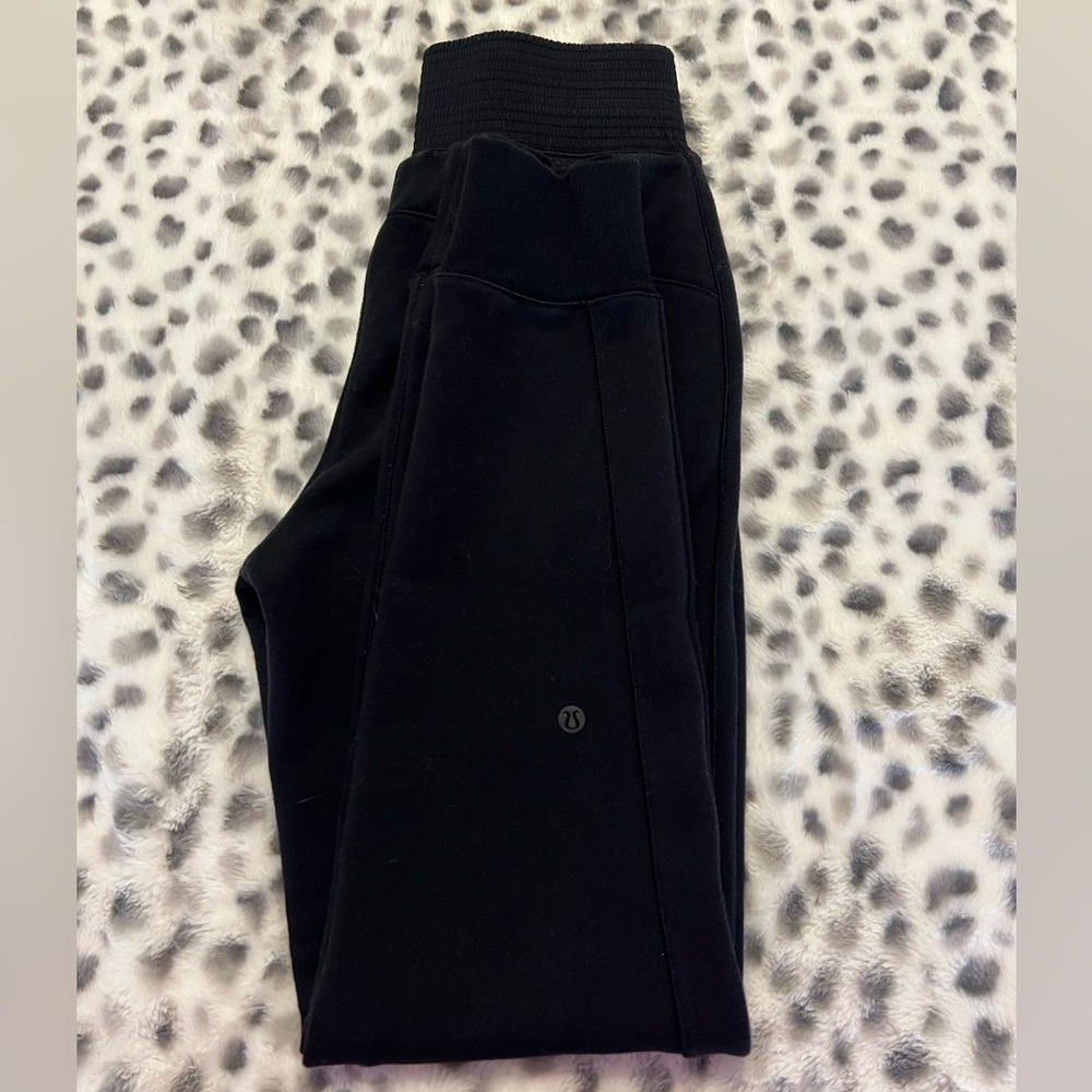 Lululemon Cool & Collected Jogger